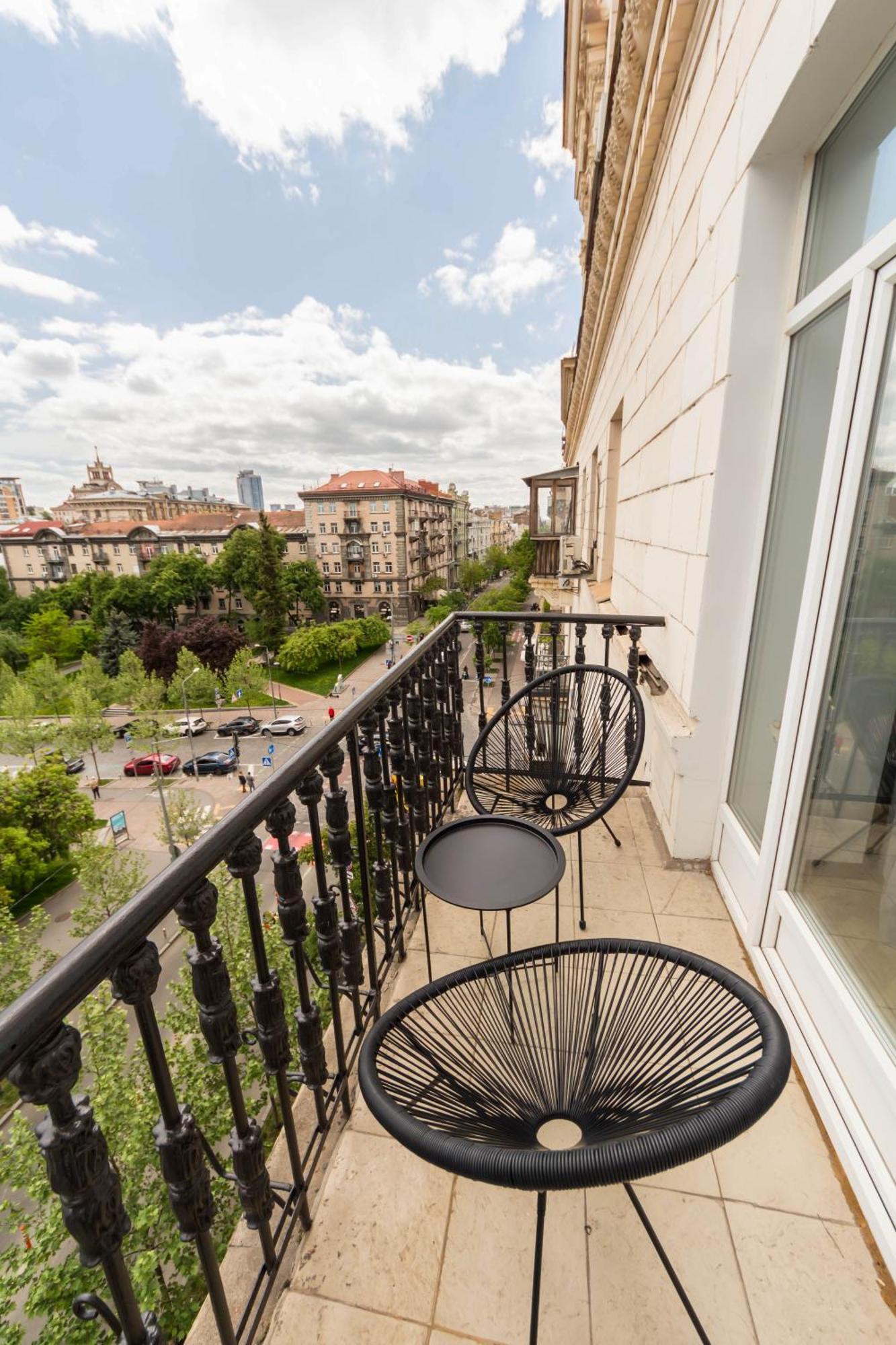Self Check-In Apartments Kiew Exterior foto
